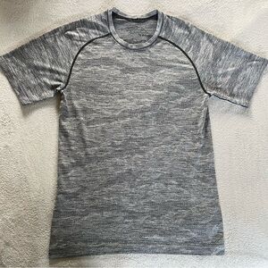 Lululemon Metal Vent Tech Short Sleeve